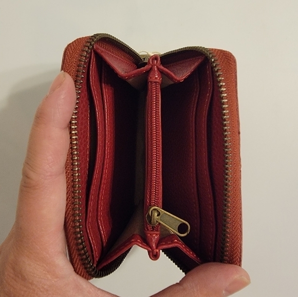 The Sak "Iris" Zip Wallet - Picture 3 of 4